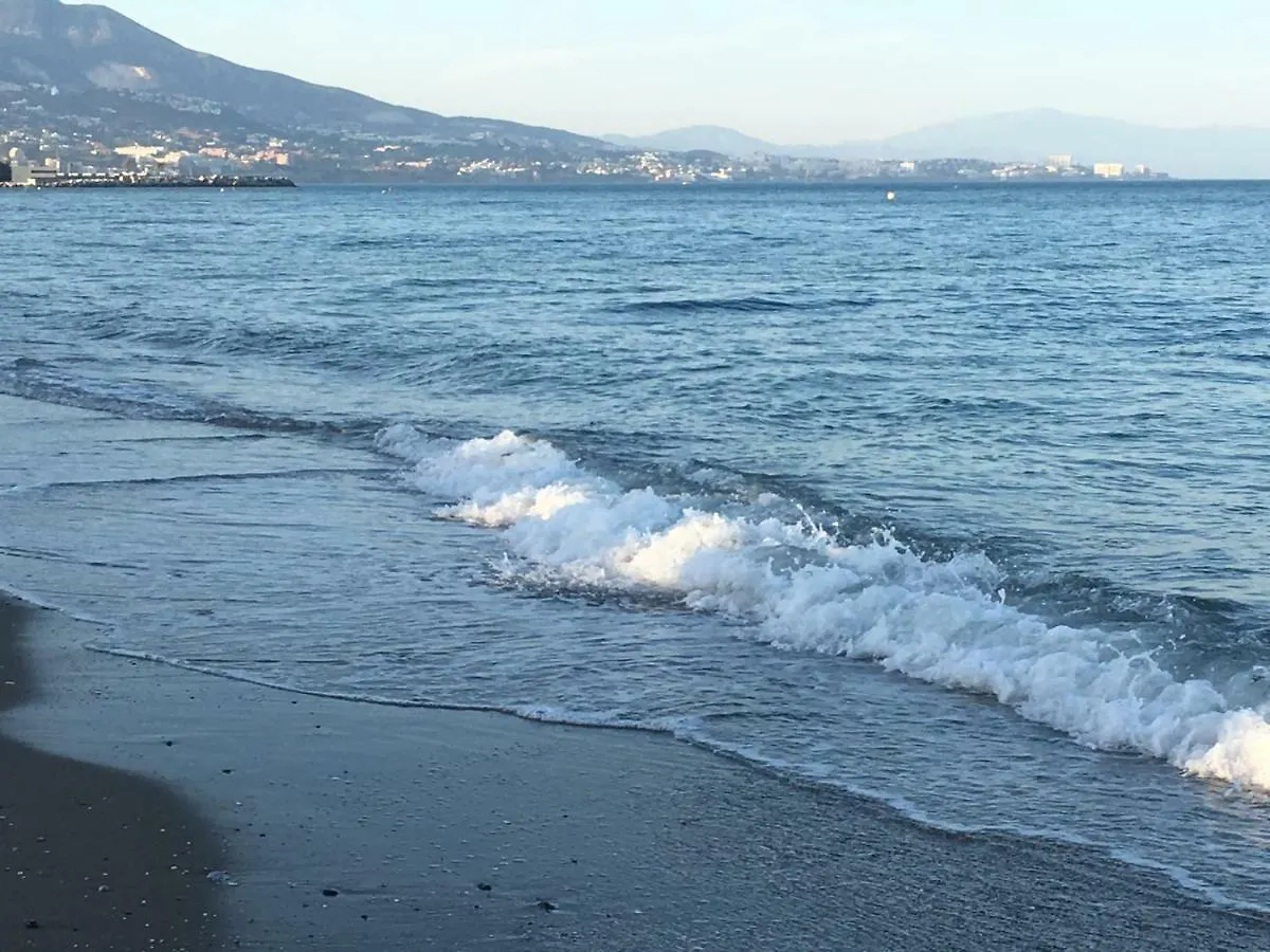 Apartment With Private Patio Fuengirola 0*,