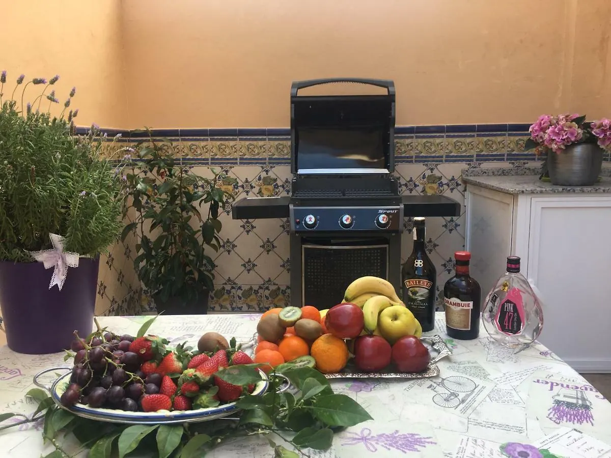 Apartment With Private Patio Fuengirola Španělsko