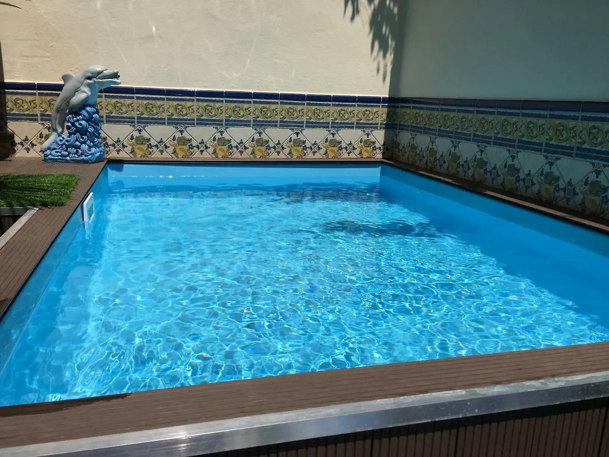 Apartment With Private Patio Fuengirola