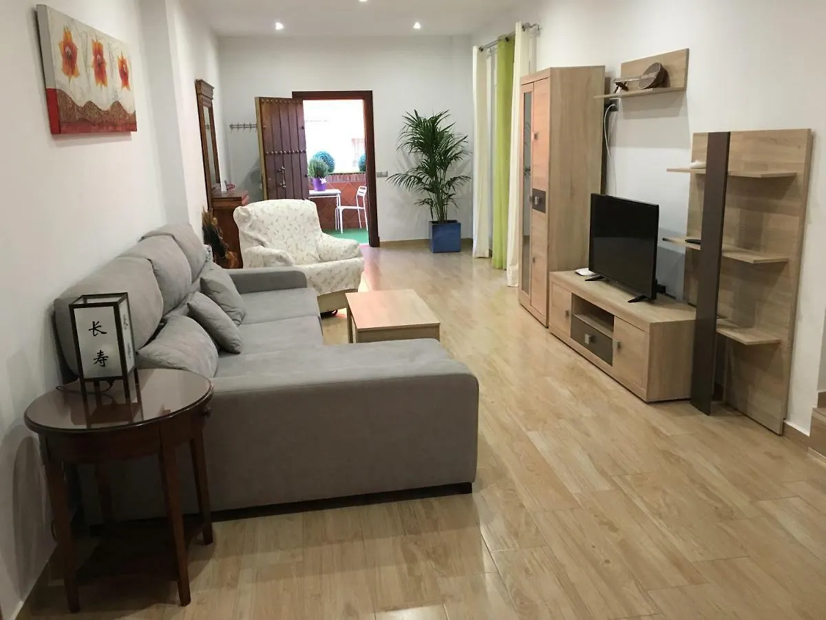Apartment With Private Patio Fuengirola