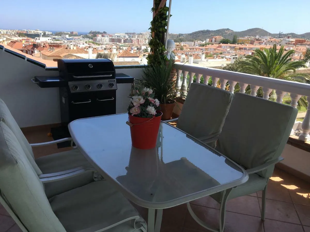 Apartment With Private Patio Fuengirola