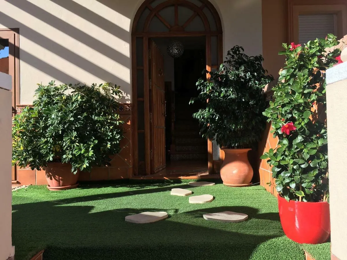 Apartment With Private Patio Fuengirola