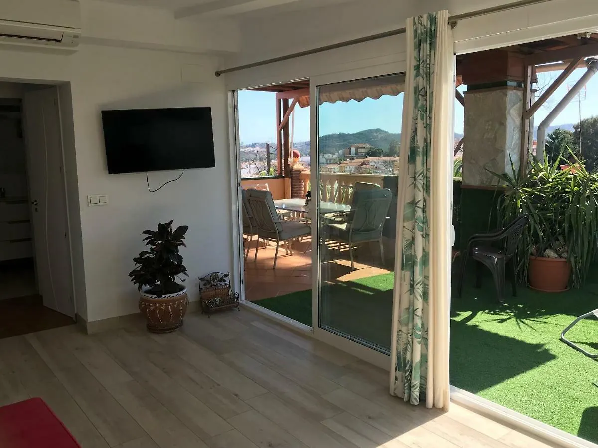 Apartment With Private Patio Fuengirola Spain